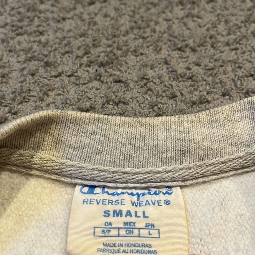 University of Virginia Champion reverse weave crewneck sweatshirt - Picture 4 of 6